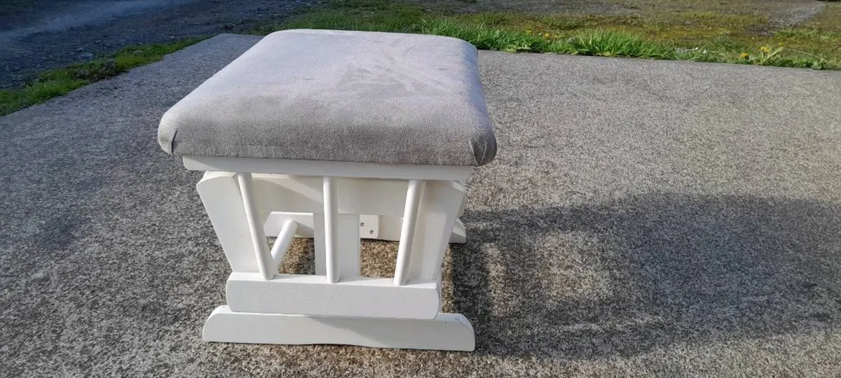 Rocking stool/footstool - Image 1