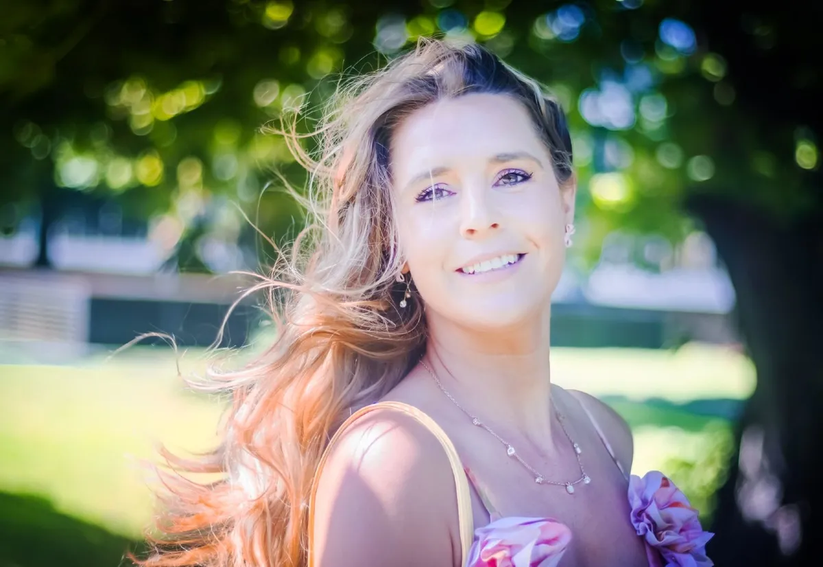 Social Media, Dating Sites, Business Portraits - Image 3