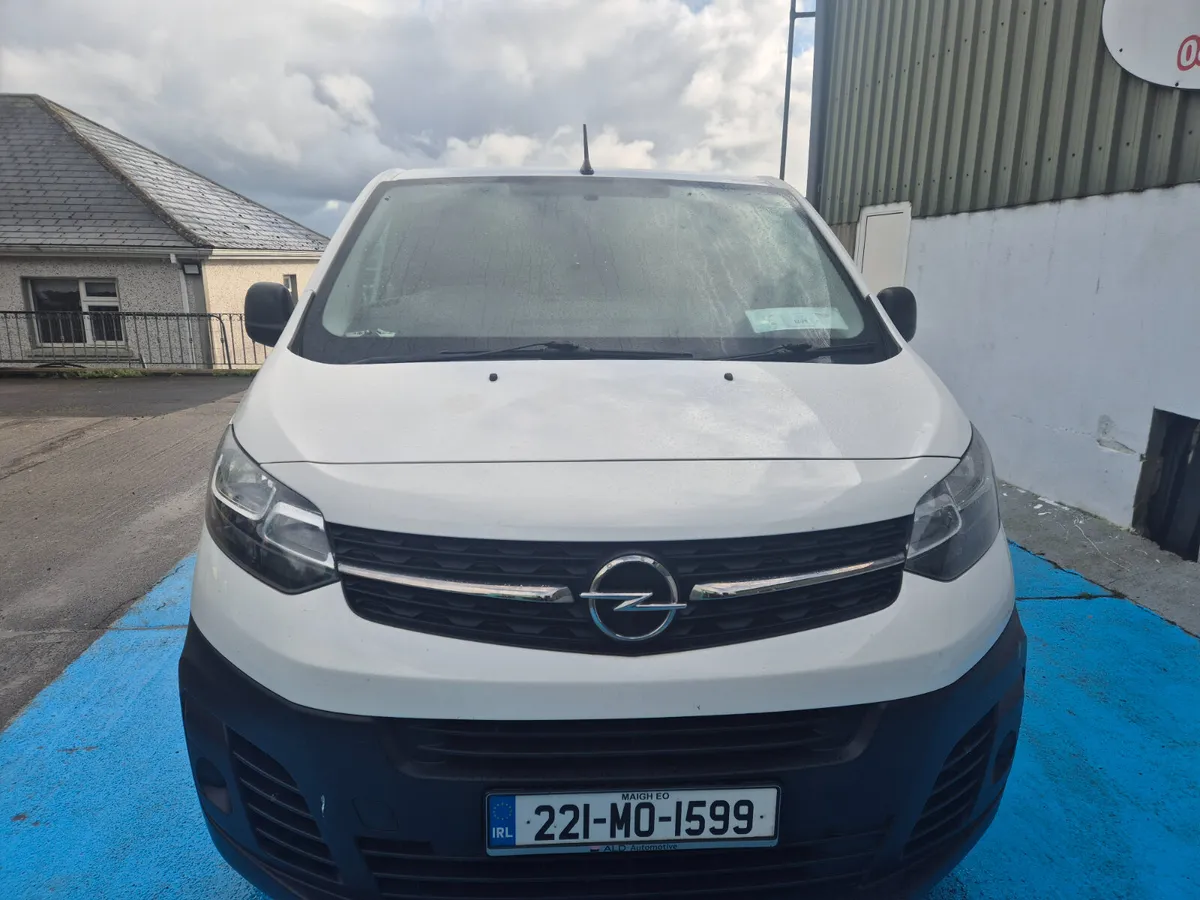 OPEN VIVARO VAN - Image 3