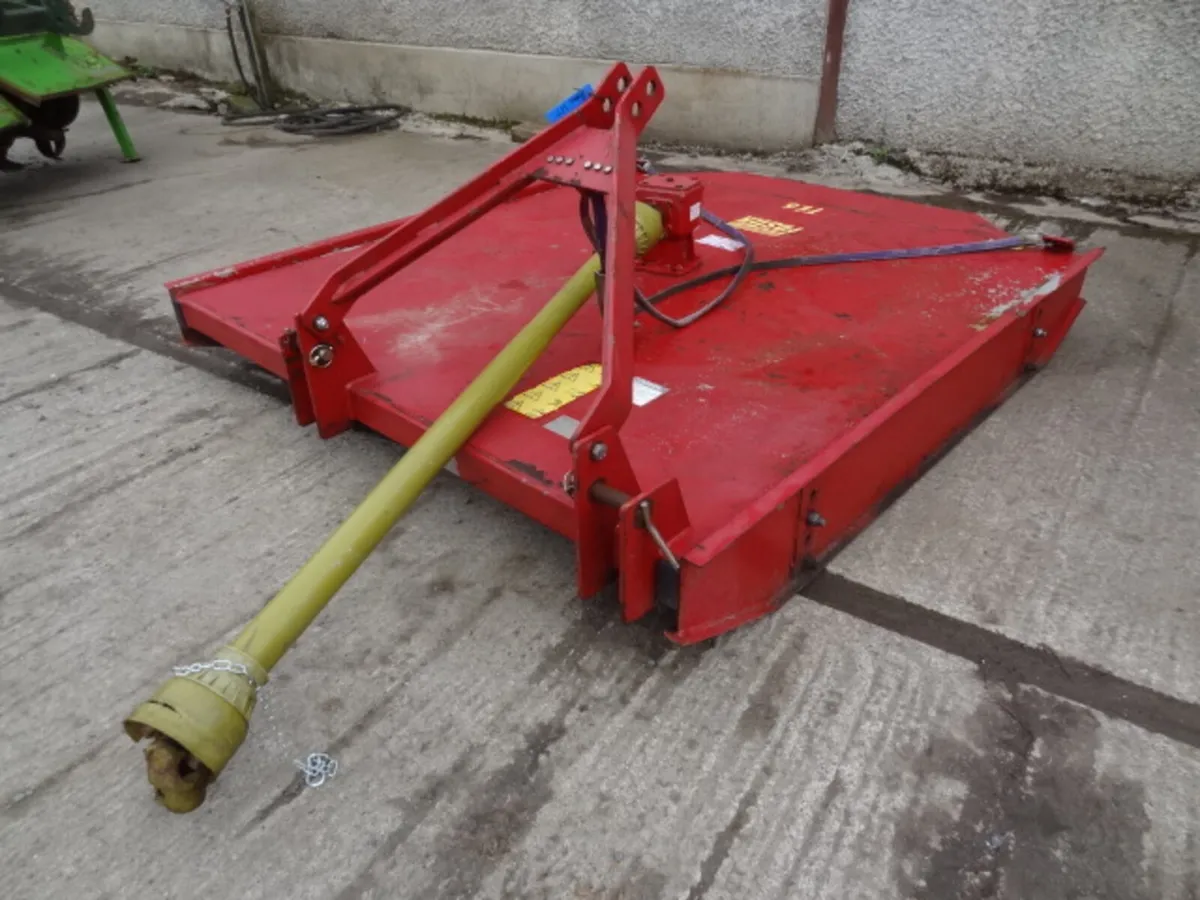 Foster 6FT Mounted Grass Topper - Image 1