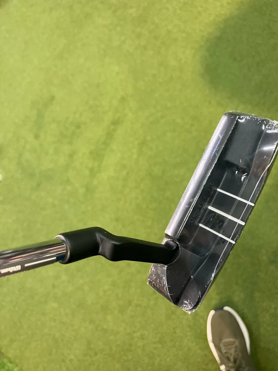 Wilson Infinite Blade Putter NEW 34 inch - Image 2