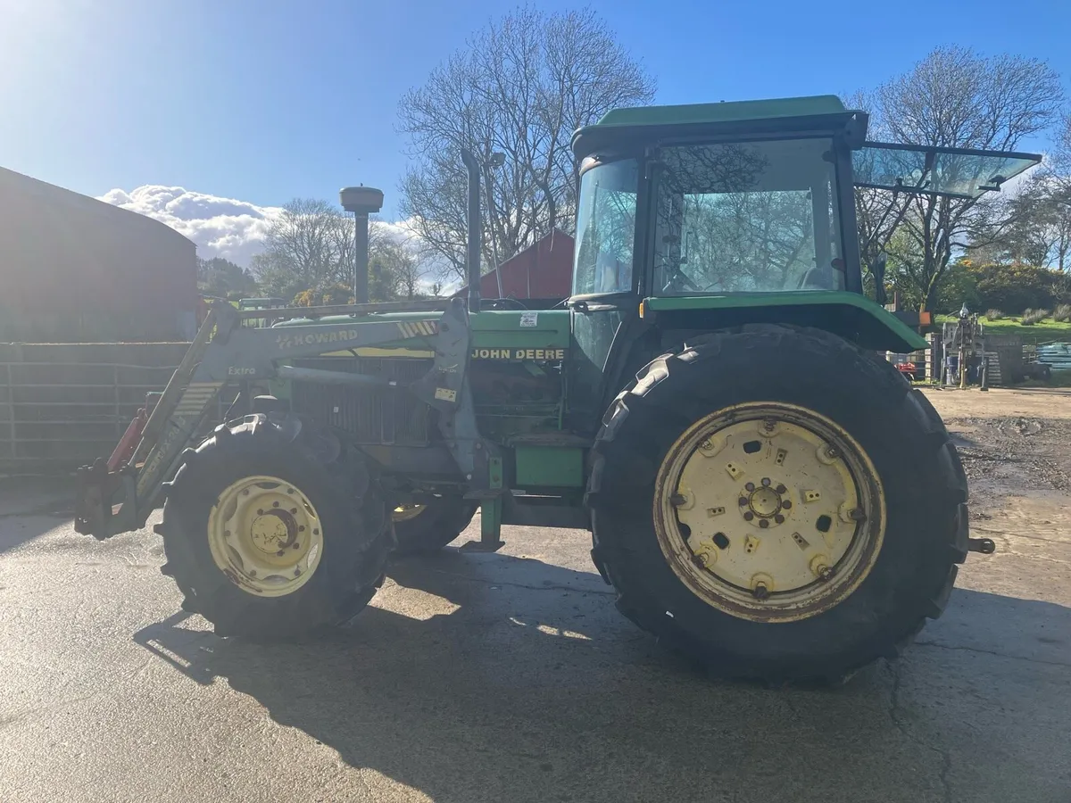 John Deere tractor - Image 2