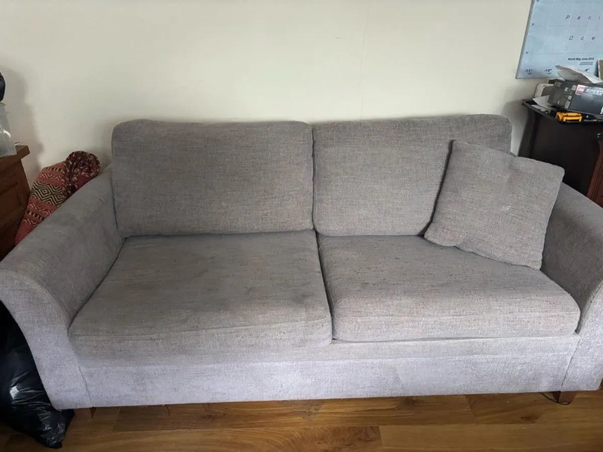 pull out sofa bed - Image 1