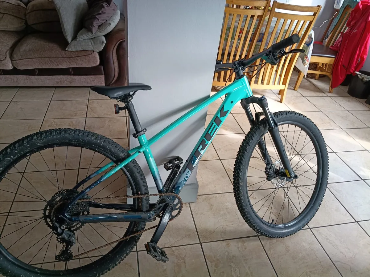 Trek Marlin 5 Gen 3 - Image 1