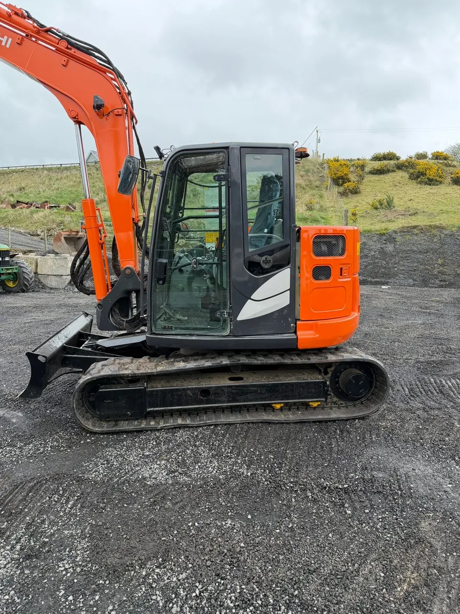 Hitachi zaxis 85 - Image 3