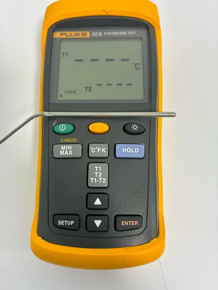 Fluke 52 thermometer