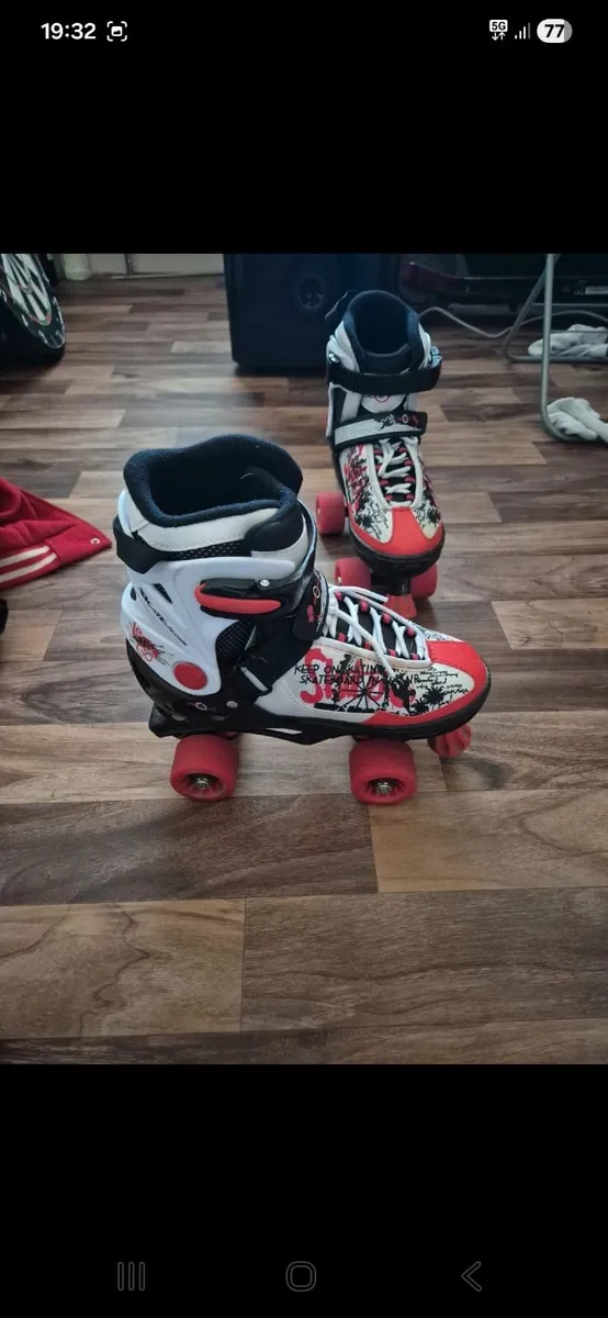 Rollerskates - Image 3