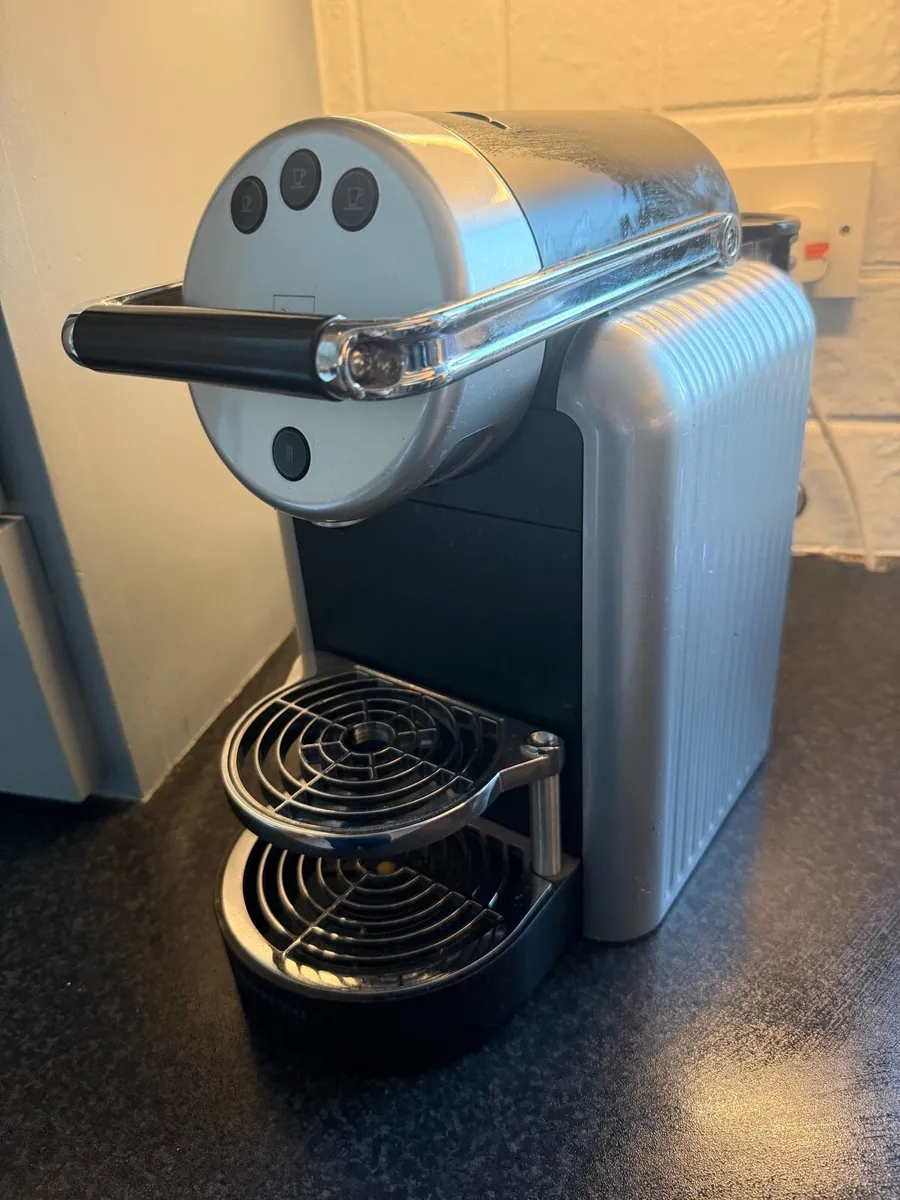 Nespresso Zenius Coffee Machine - Image 3