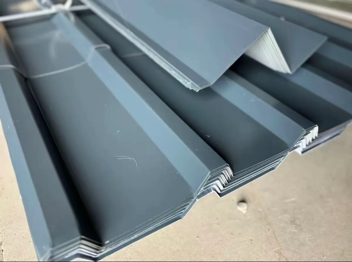 Roof sheeting & side sheeting - Image 1
