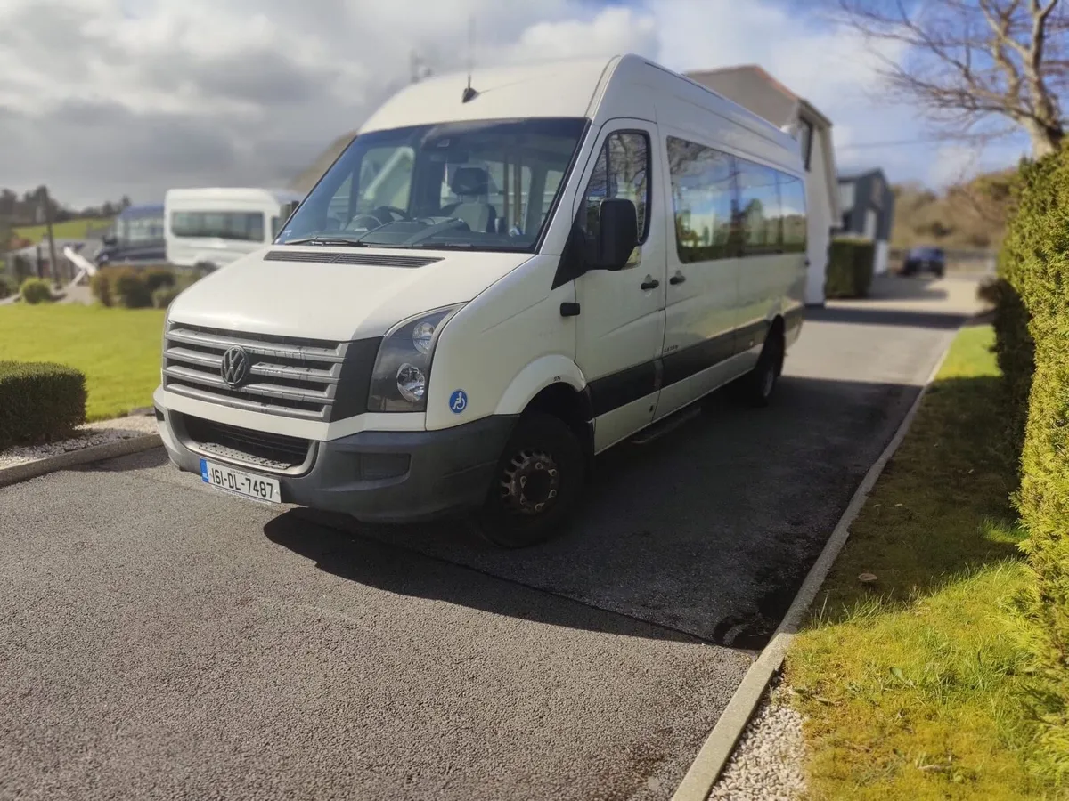 VW CRAFTER MINIBUS ACCESSIBLE - Image 2