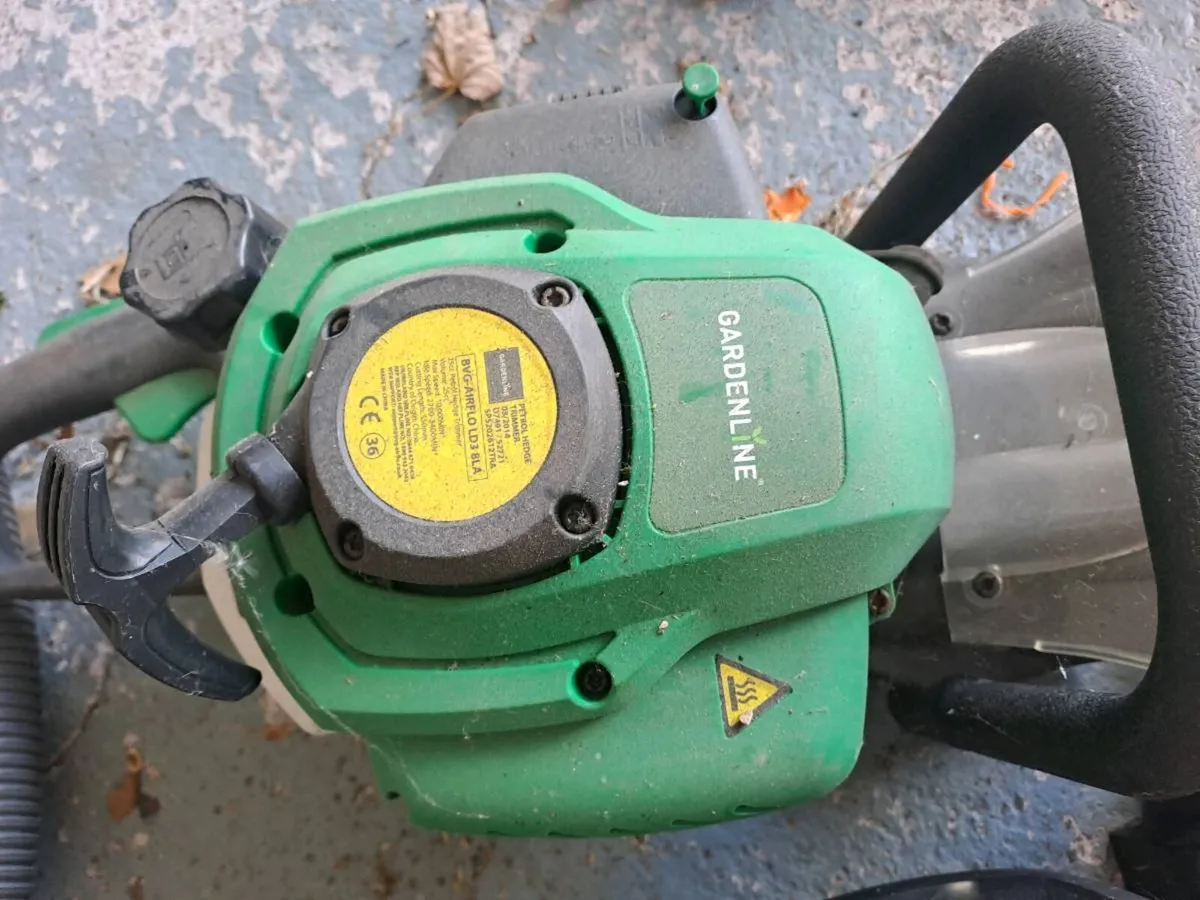 Hedge trimmers - Image 2