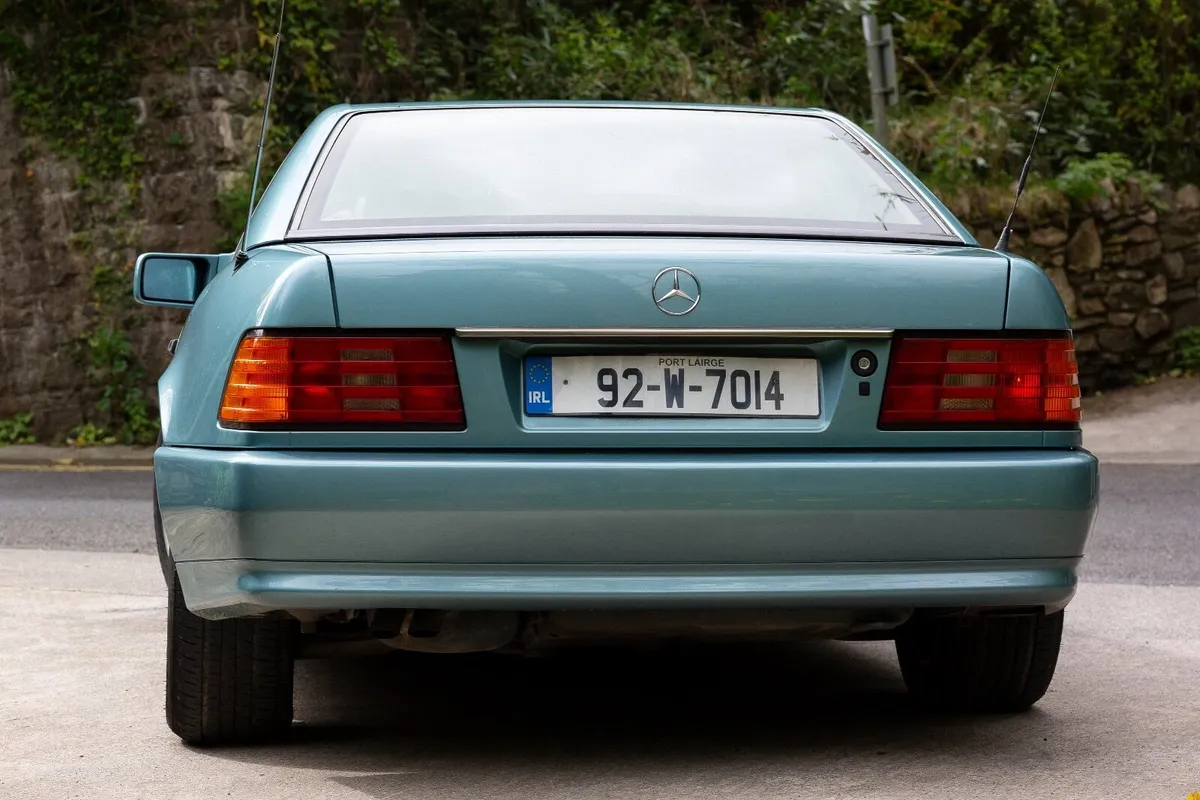 1992 Mercedes 300SL-24 (R129) - Image 4