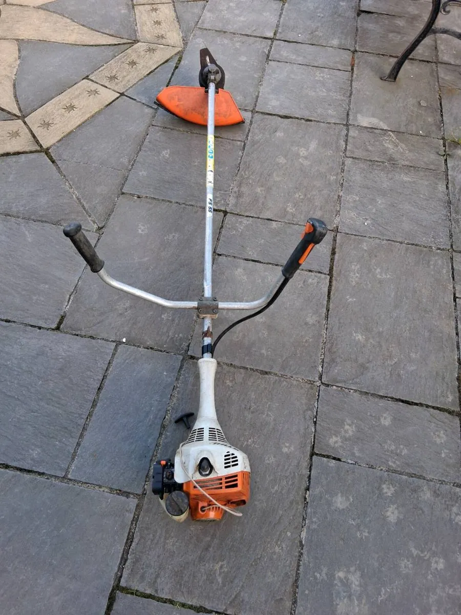 Grass trimmer and bush cutters - Image 3