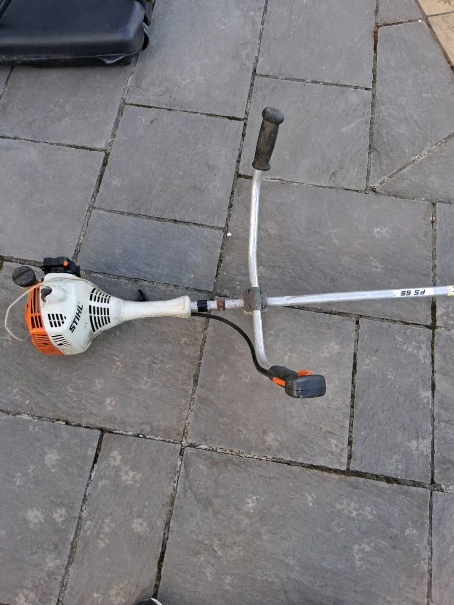 Grass trimmer and bush cutters - Image 2