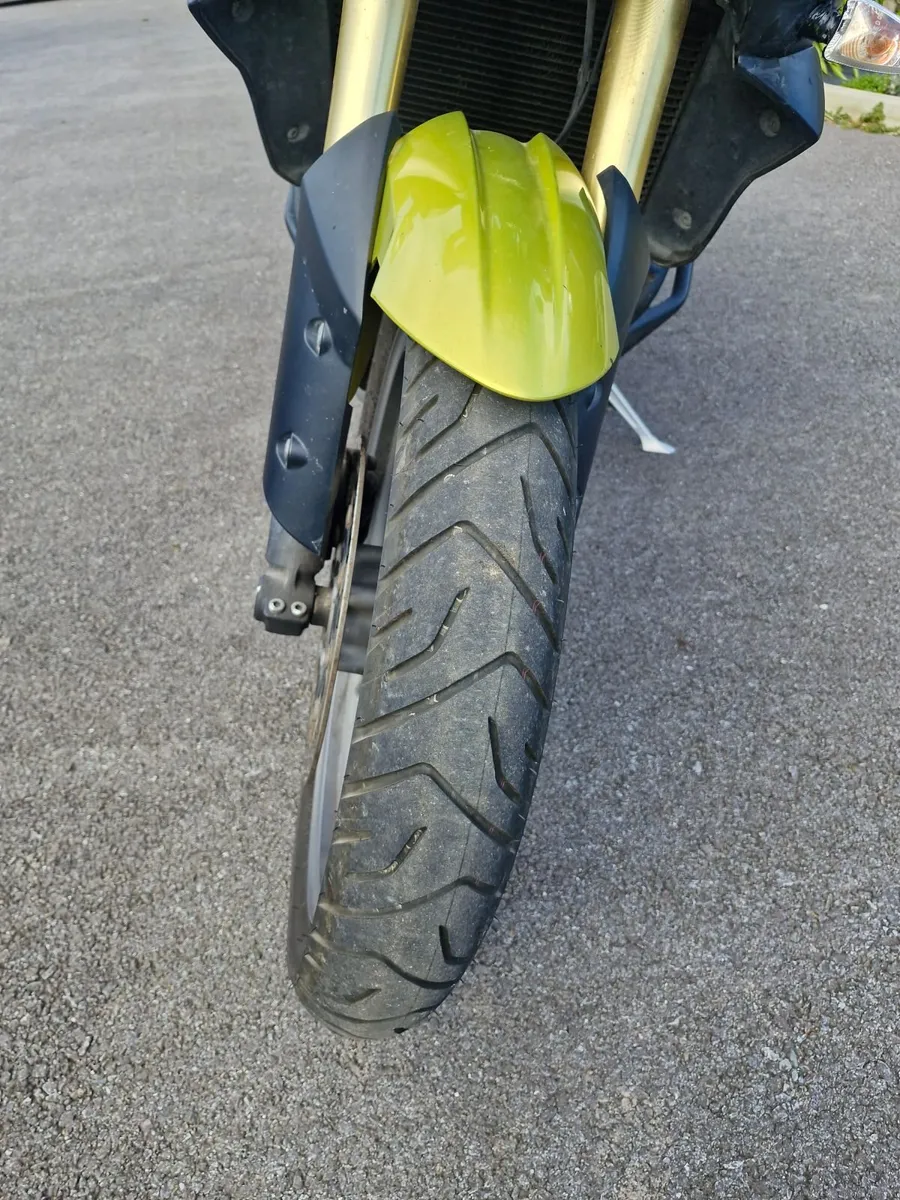 Triumph Tiger 800 - Image 2