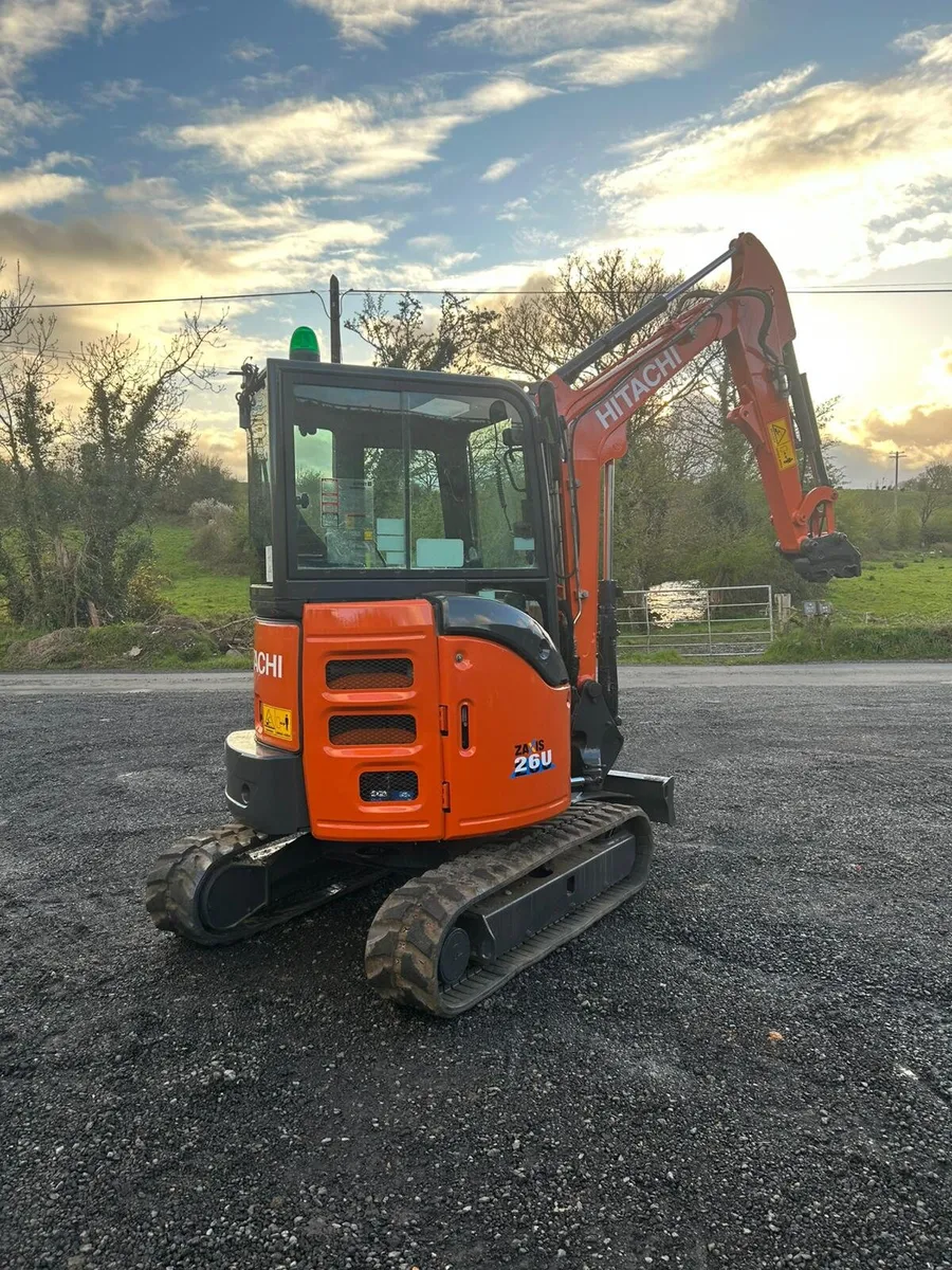 Hitachi 26U - Image 4