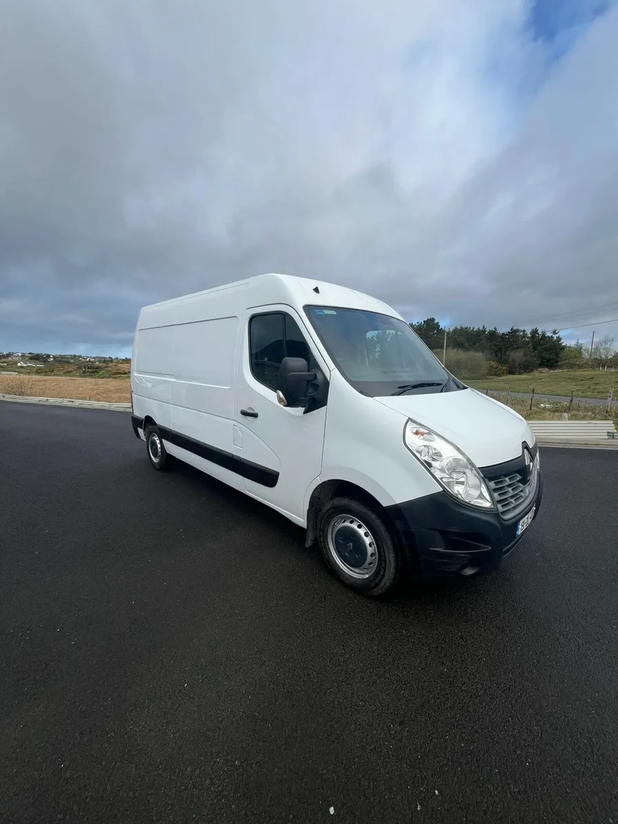 2019 renault master mwb - Image 1