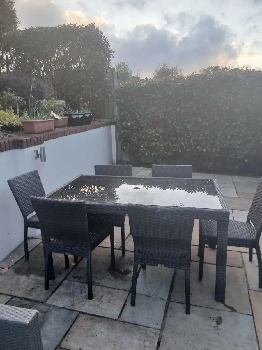 Garden dining table set - Image 1