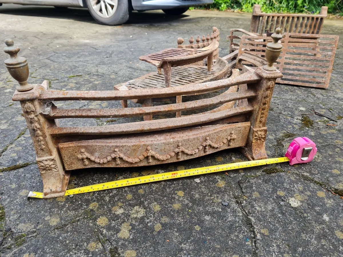 Cast iron fire parts - Image 2