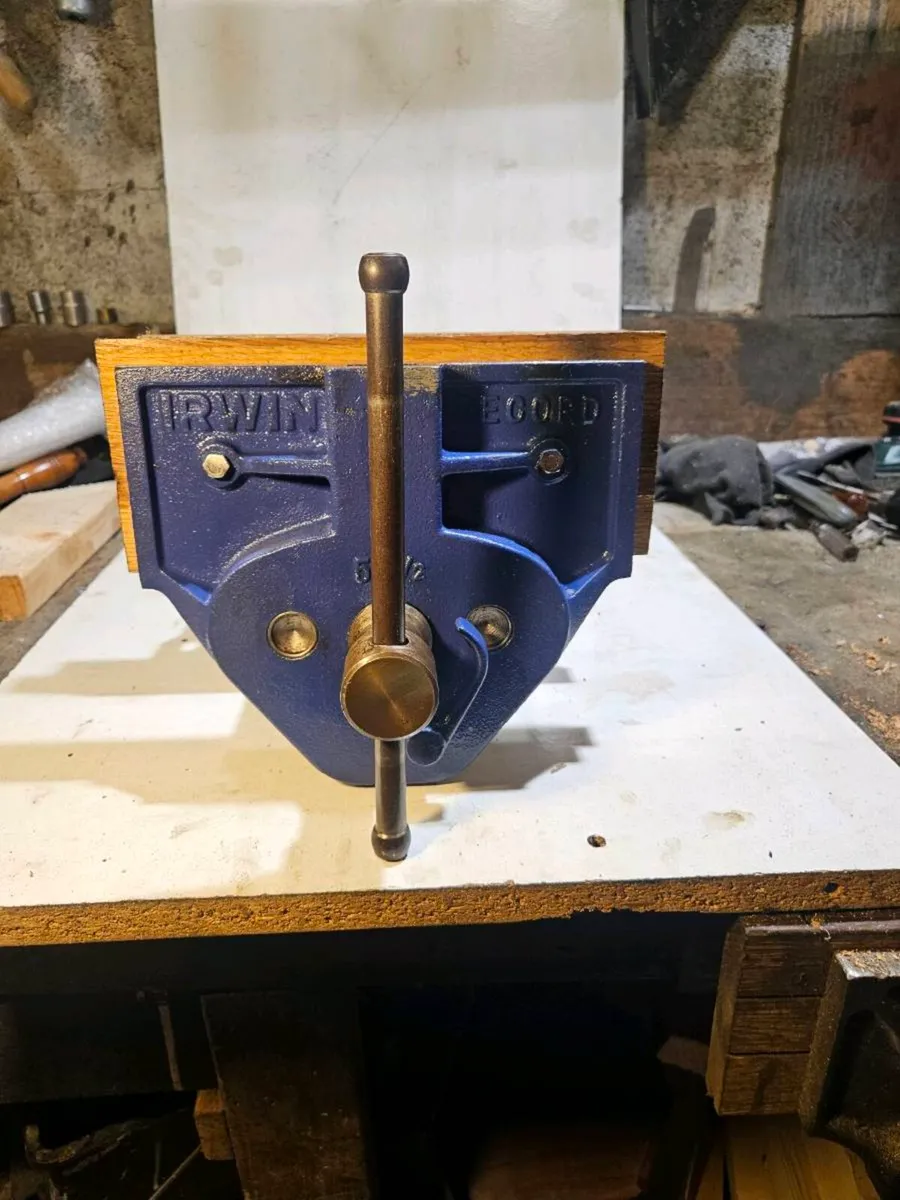 Record irwin vice - Image 1