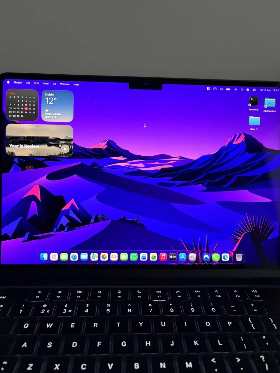 MacBook Air m3 13inch. - Image 2