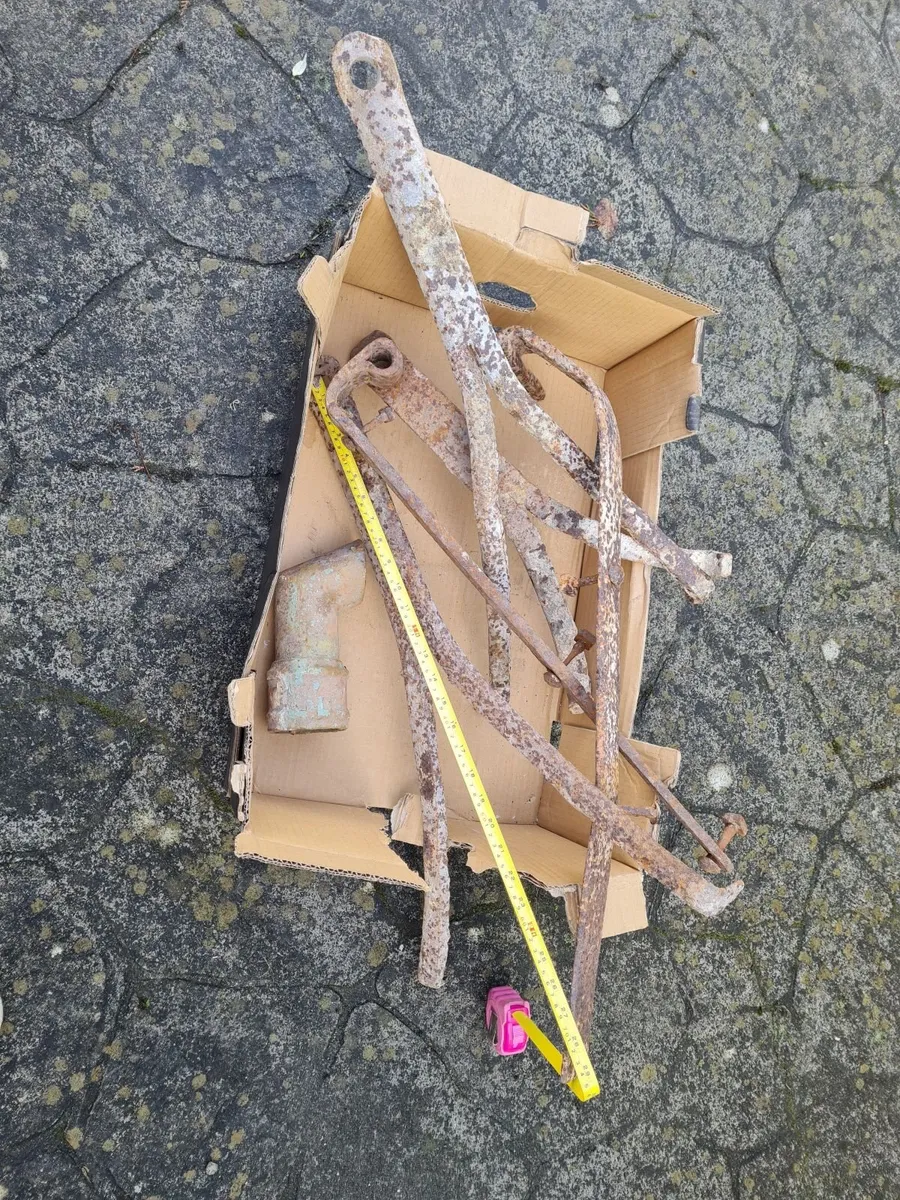 Cast iron gate hangs