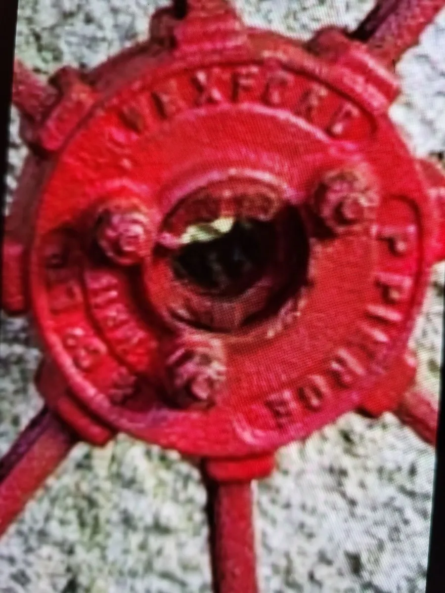 P. Pierce Wexford Cast Iron Wagon Wheels - Image 2