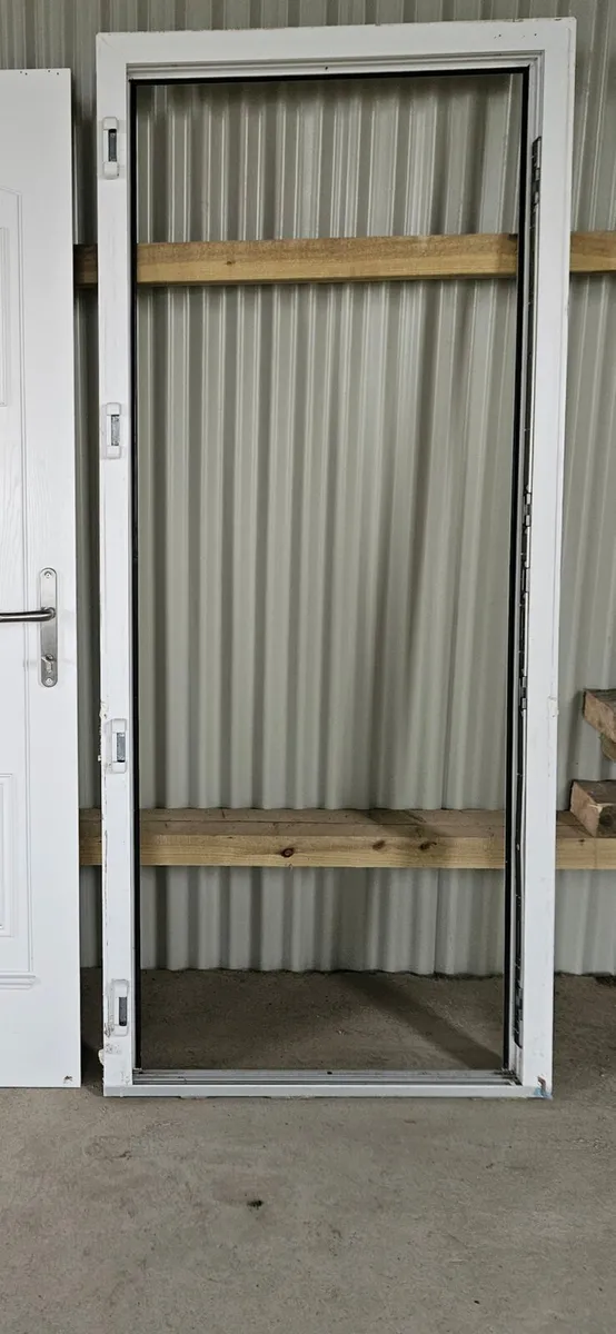 Pallido composite door - Image 3