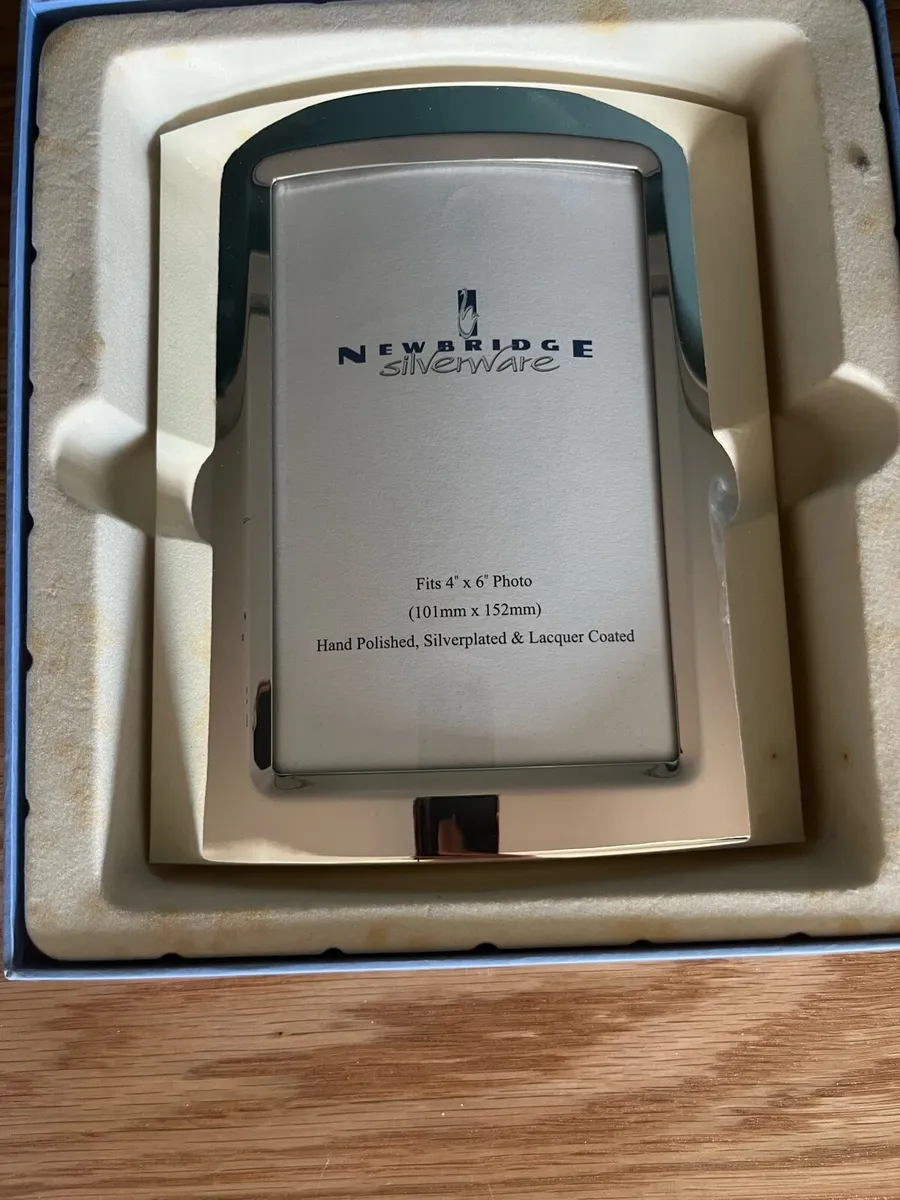 Newbridge silverware photo frame 4x6 (BNIB) - Image 3