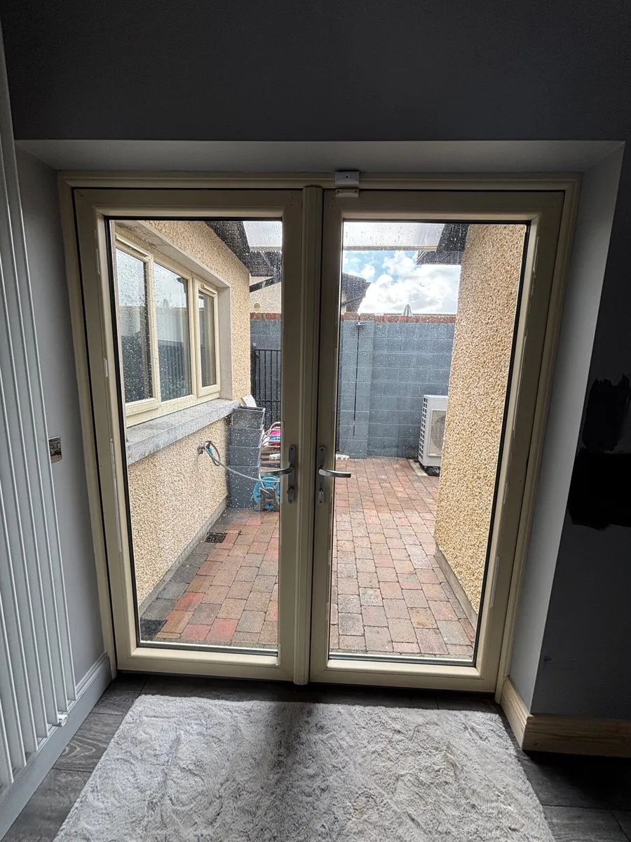 Munster joinery Cream Patio doors without Frame - Image 2
