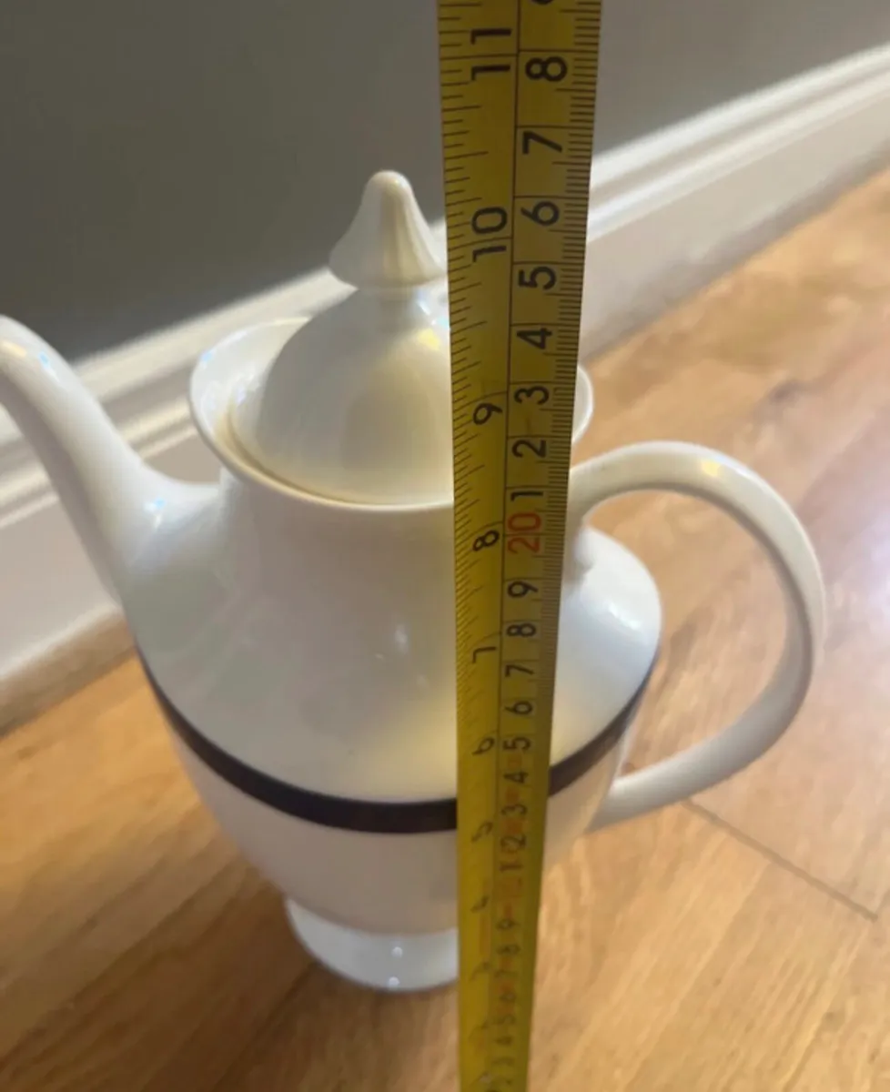 House bric a brac - Image 4