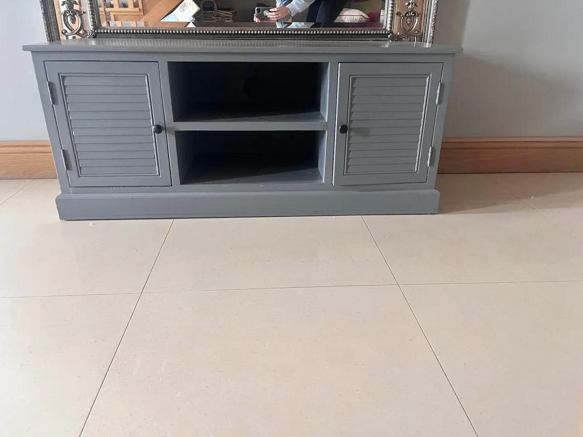 Tv cabinet - Image 2