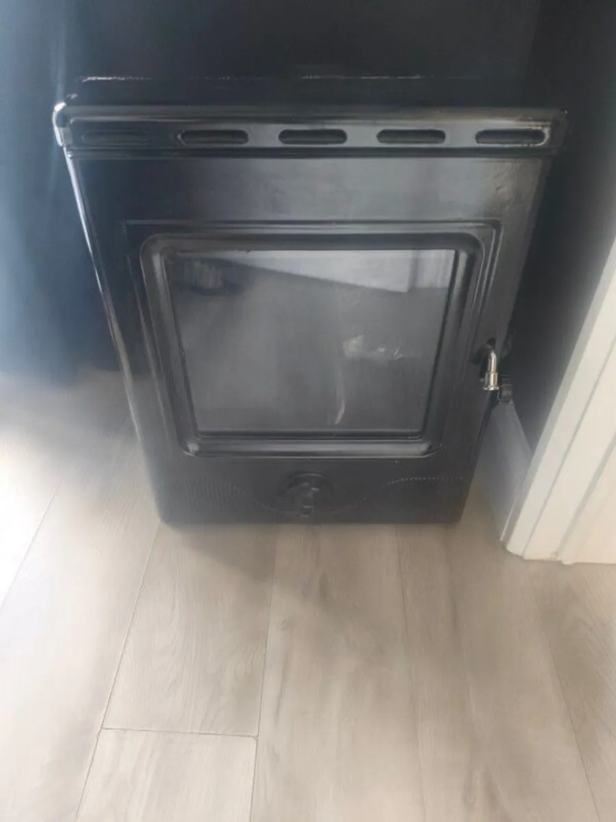 12kw Inset Back Boiler Stove. - Image 3