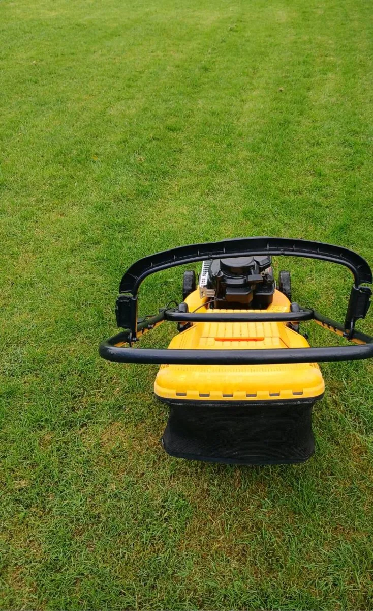 Stiga Lawnmower for Sale - Image 3