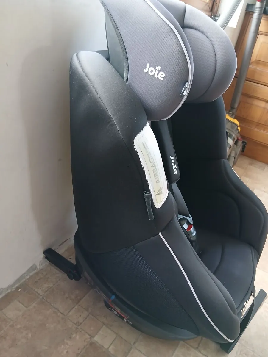 Joie spin 360 car seat - Image 2