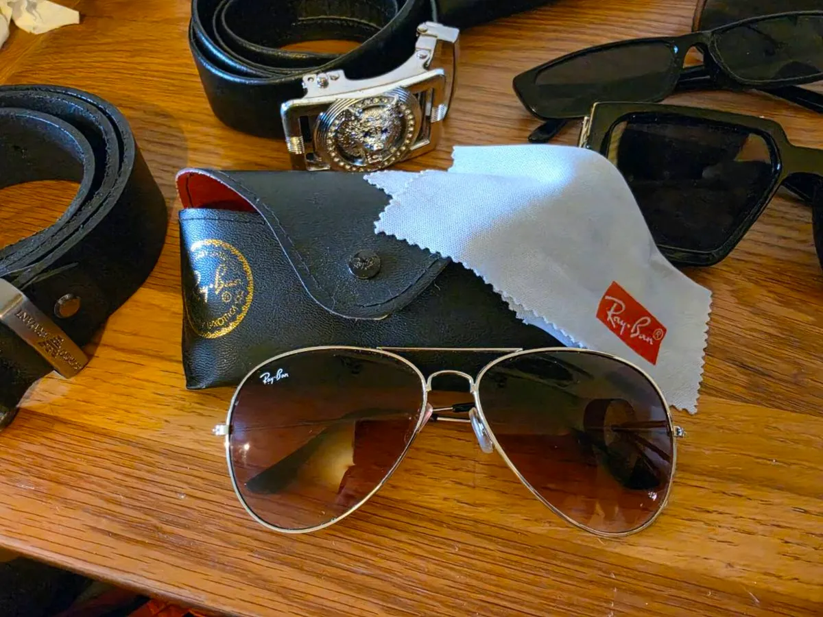 Sunglasses bundle - Image 3