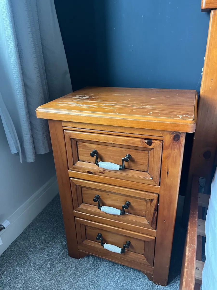 Kingsize Bedroom Furniture Set - Image 2