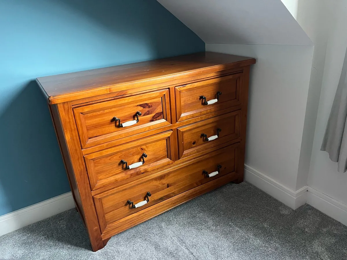 Kingsize Bedroom Furniture Set - Image 3