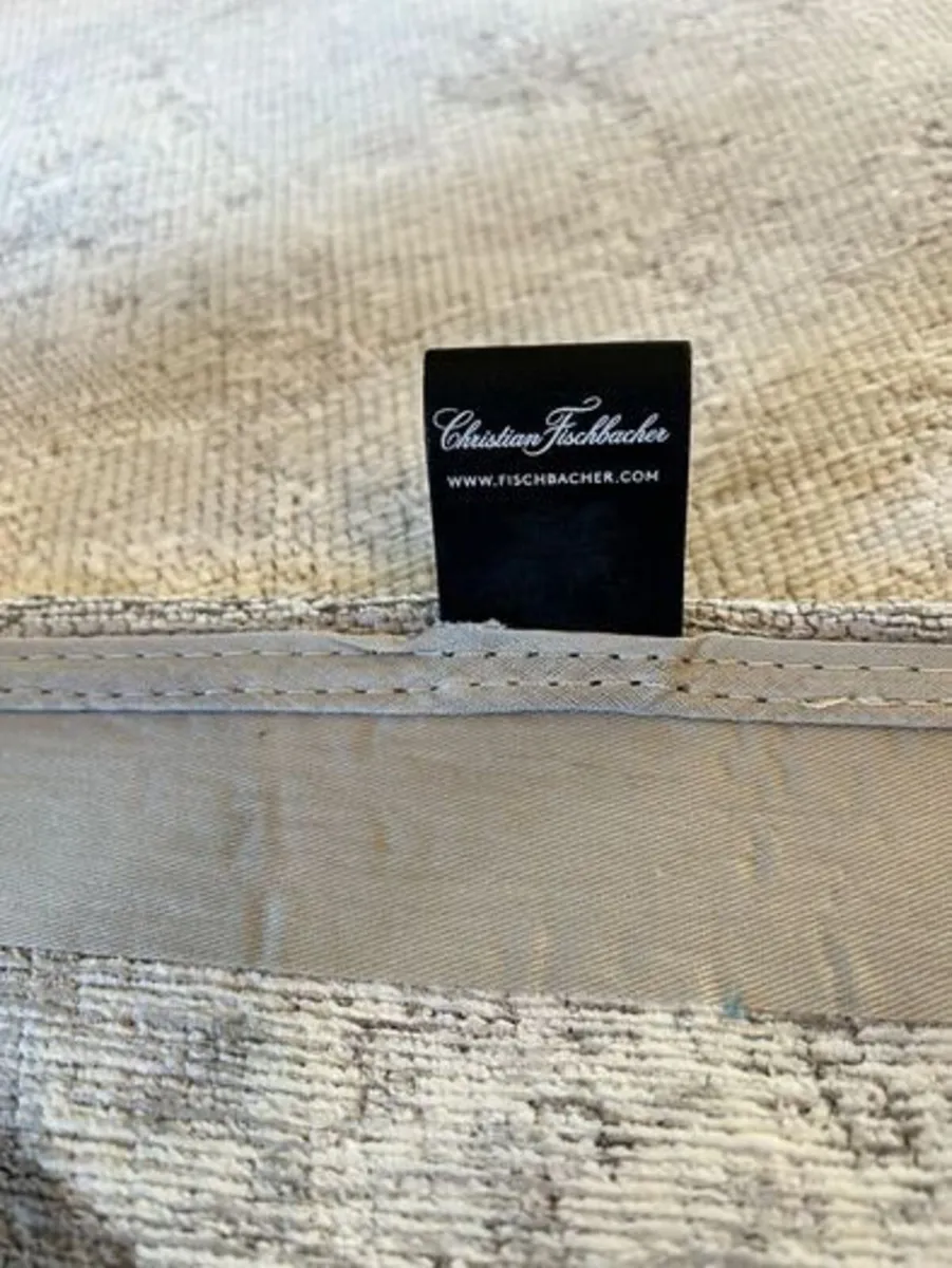 Christian Fischbacher Large Rug 200x280 Brand New - Image 4