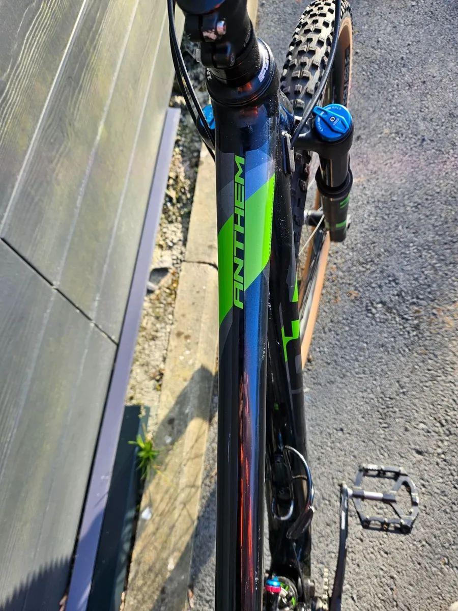 Giant  Anthem mountain bike - Image 2