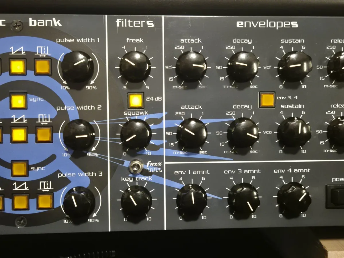 PRICE DROP! Studio Electronics SE-1X (SE-3X) - Image 4