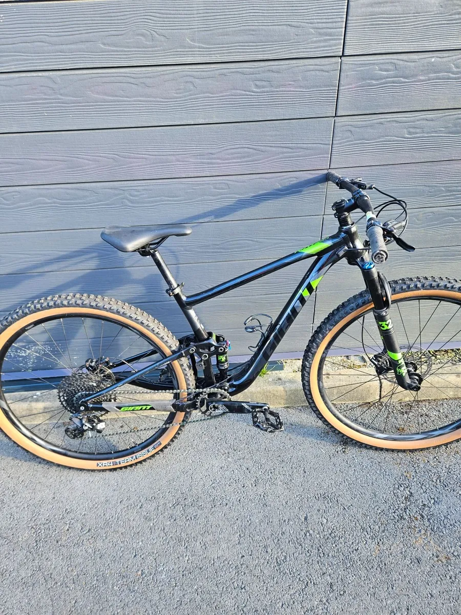 Giant  Anthem mountain bike - Image 1