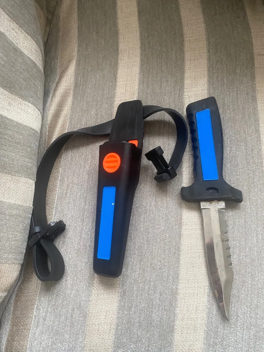 Diving knife
