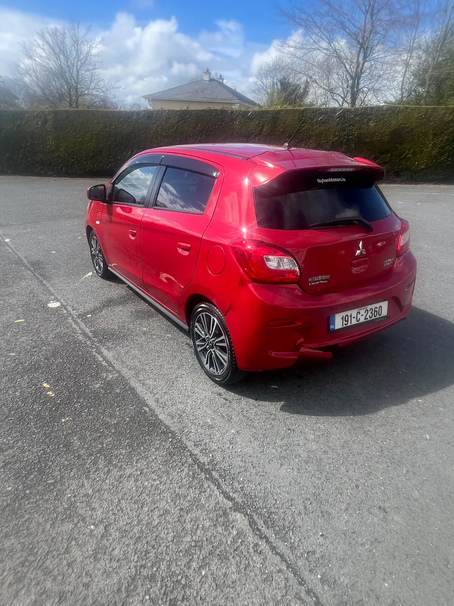 2019 Mitsubishi space star - Image 4