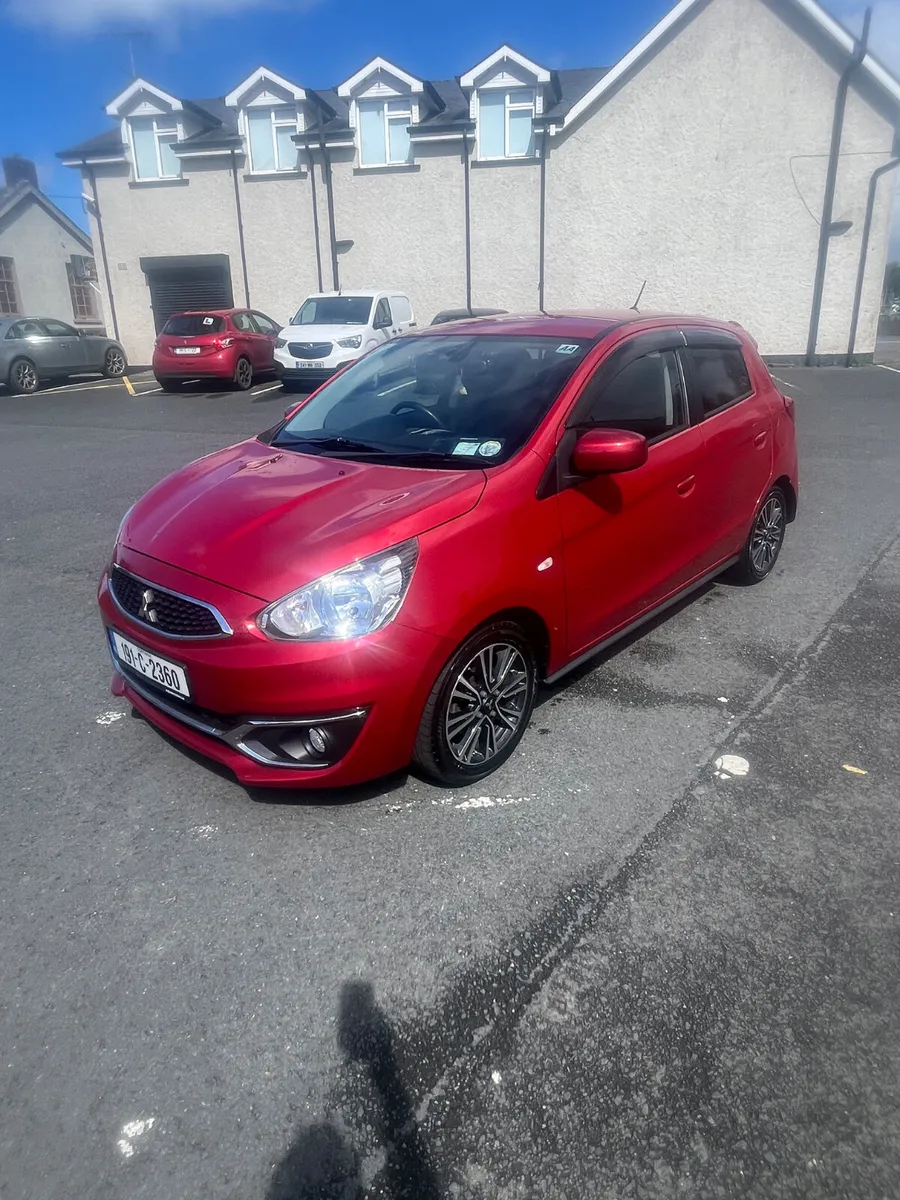 2019 Mitsubishi space star - Image 1