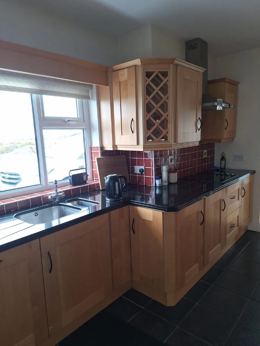 Kitchen units with Island and granite worktops - Image 1