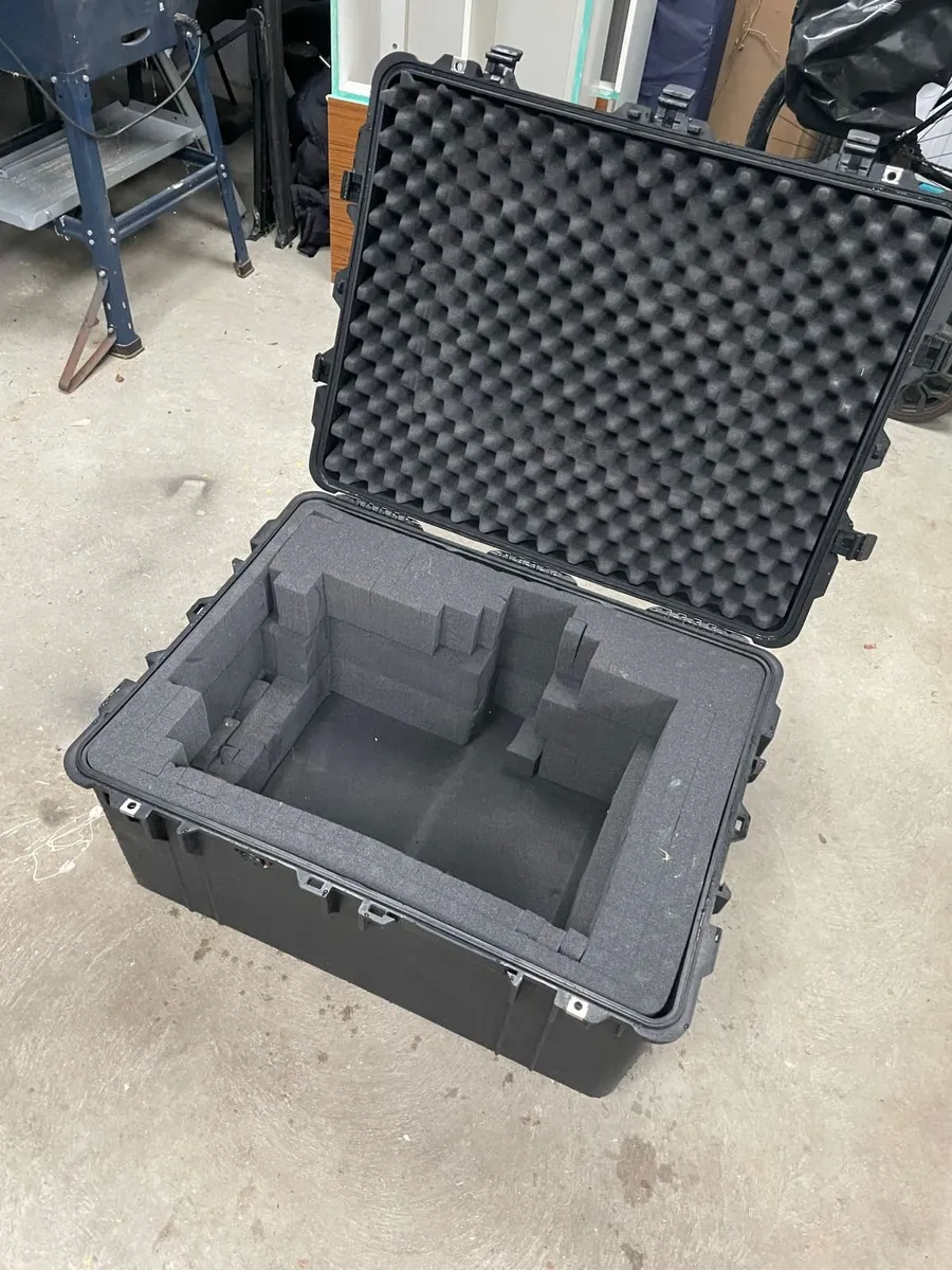 Peli 1630 Flightcase / Rolling Hard Case - Image 3