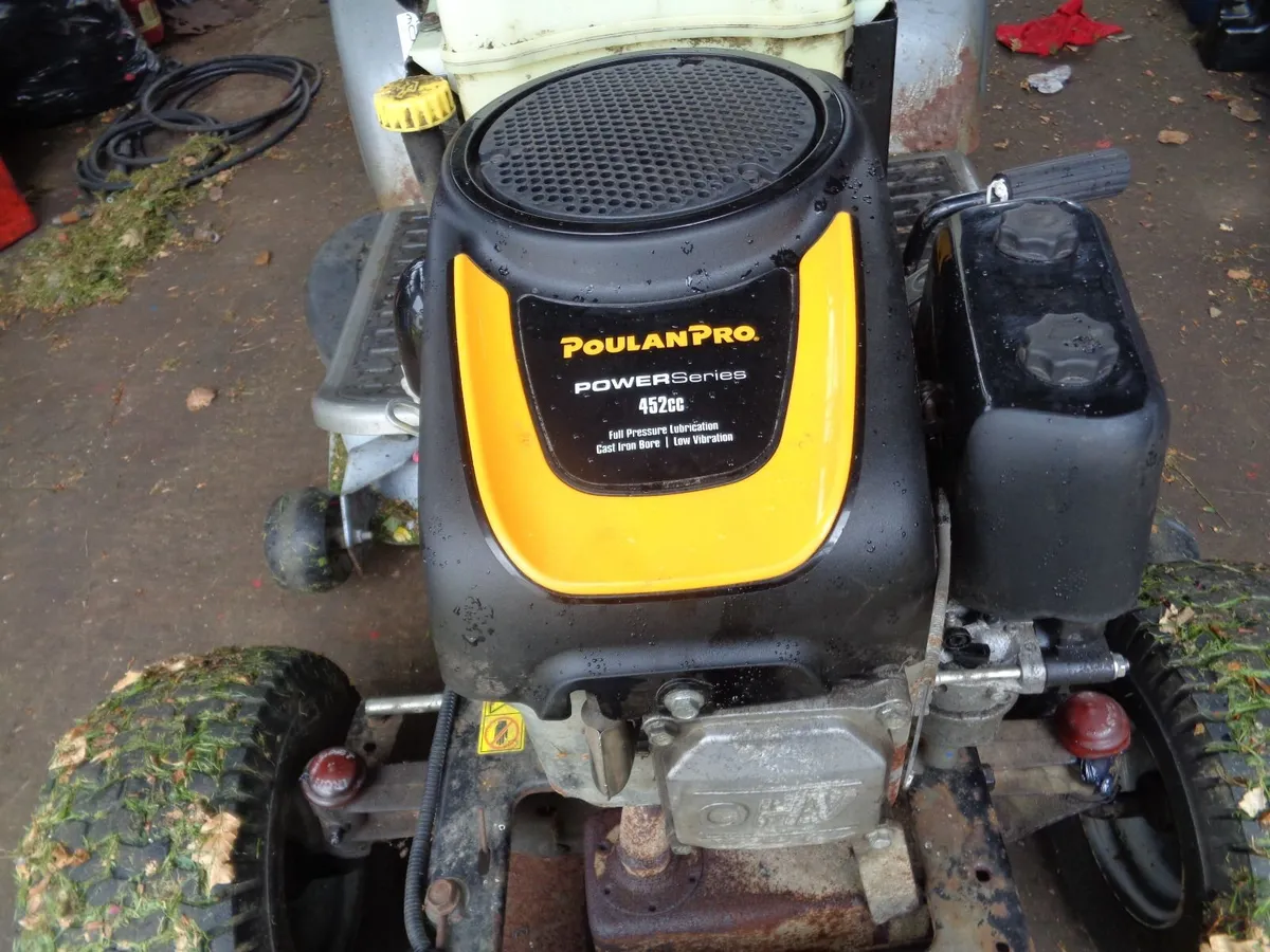 Ride on mower - Image 2