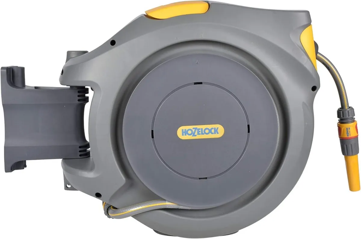 Pro 20M Auto Reel Inc: Garden Hosepipe 3-in-1 - Image 1