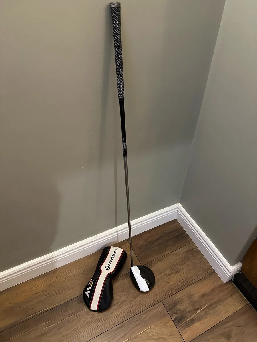 Left Handed Taylormade M2 Driver - Image 1